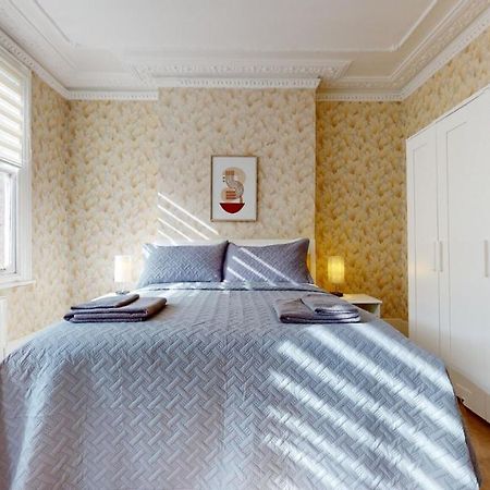 Cheerful 4 Bedroom Victorian House With Back Courtyard لندن المظهر الخارجي الصورة